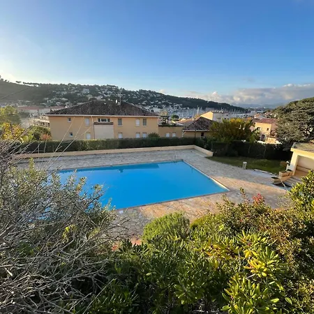 Avec Canape Lit 2 Places Dans Piece De Vie Et Lit Place Dans Coin Nuit Apartment *